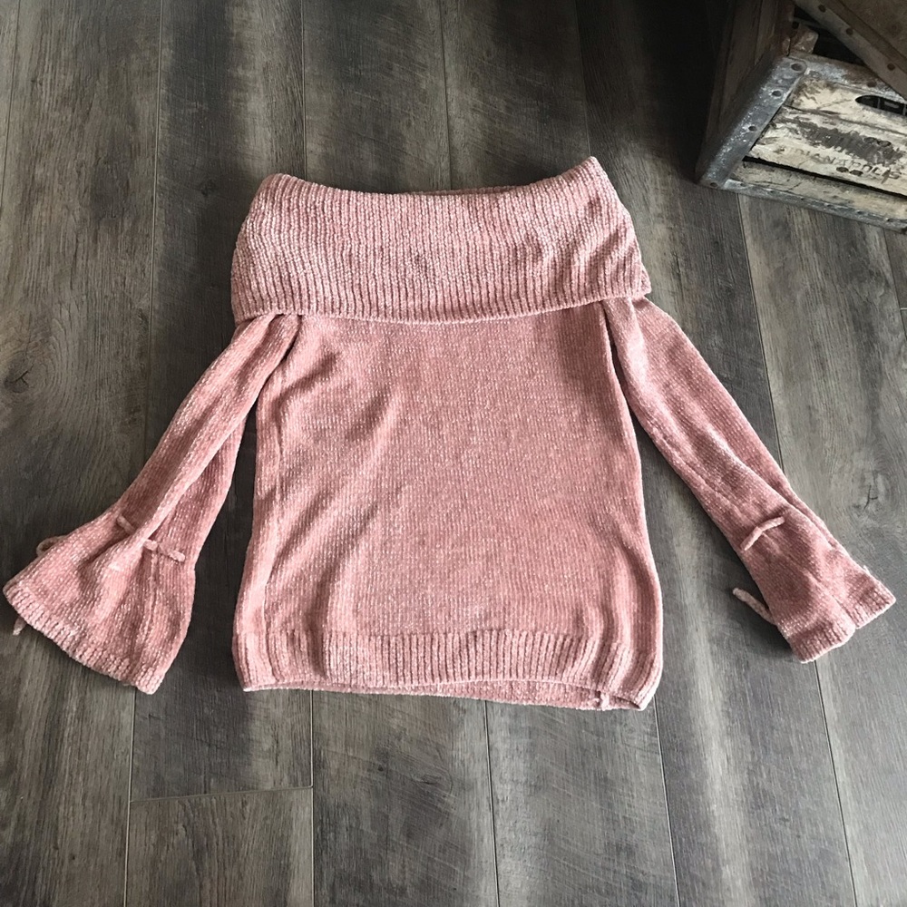 LC Lauren Conrad off the shoulder sweater